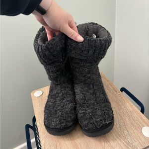 Cozy Black Knit Boots